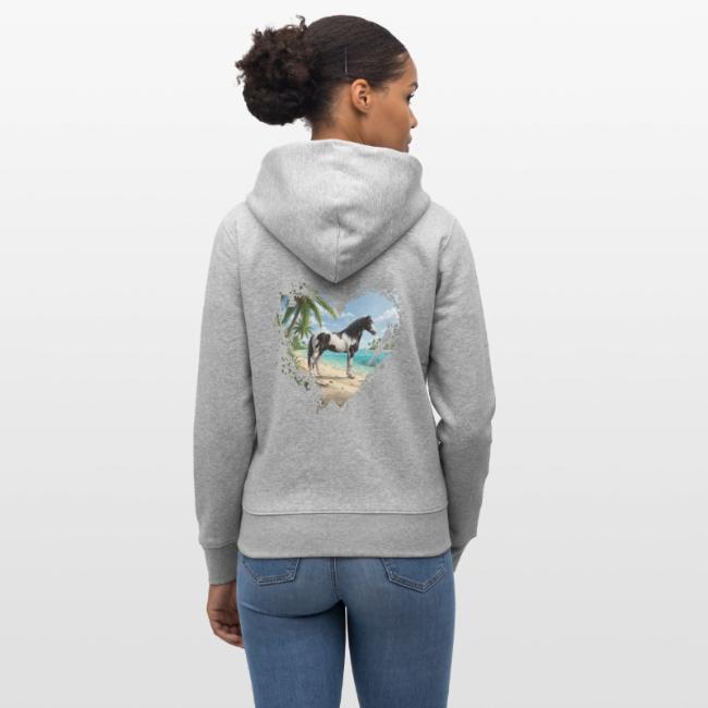 Un cheval Abaco Barbe, la plage et un coeur