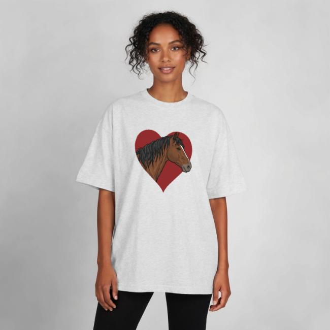 La t�te du Cheval Abyssinien et un coeur rouge