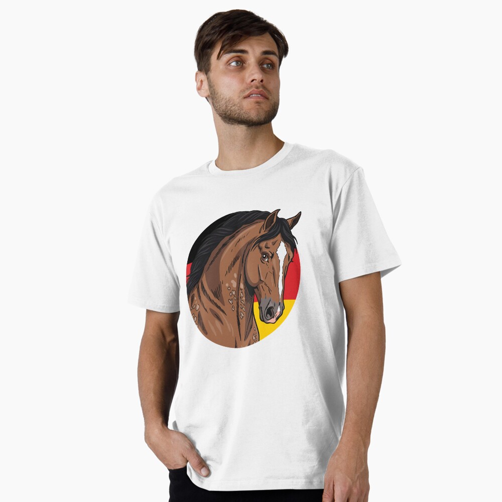 La t�te du Cheval Aegidienberger devant le drapeau de l'Allemagne