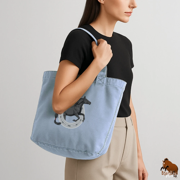 Le Cheval Abaga sur un cabas