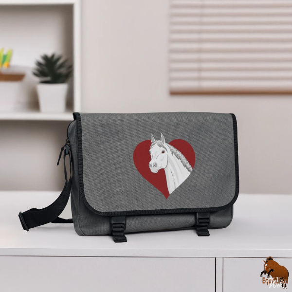 Le Cheval Abbayan sur un sac � bandouli�re