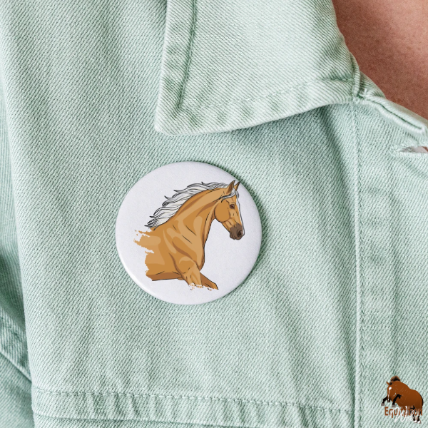 Le Cheval Demi Selle Am�ricain sur un badge