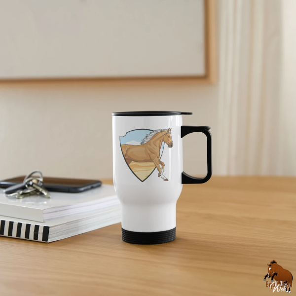 Le Cheval Demi Selle Am�ricain sur une tasse isotherme