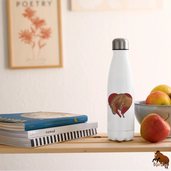 Le Cheval qui bondit sur une bouteille isotherme