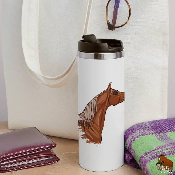 Le Cheval Arabe sur un mug isotherme