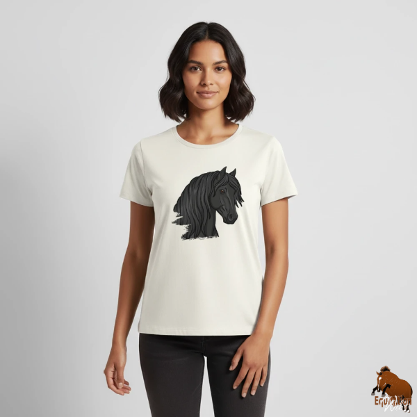 Le Cheval Frison sur un t-shirt