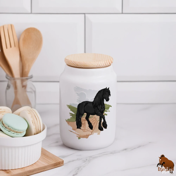 Le Cheval Frison sur une bo�te � biscuit